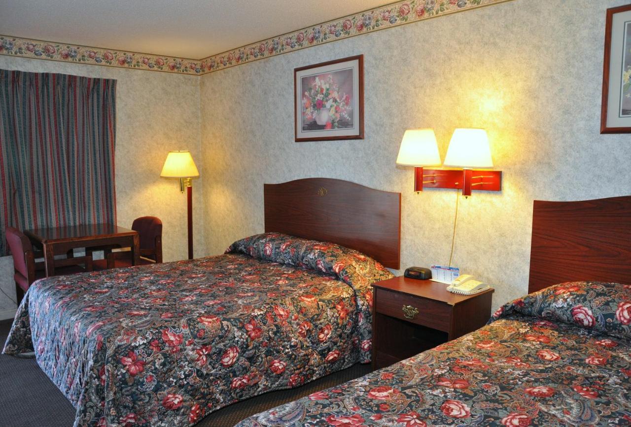 Merrimac Inn & Suites Williamsburg Extérieur photo