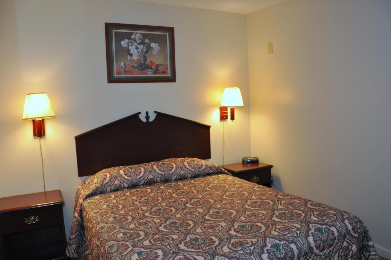 Merrimac Inn & Suites Williamsburg Extérieur photo