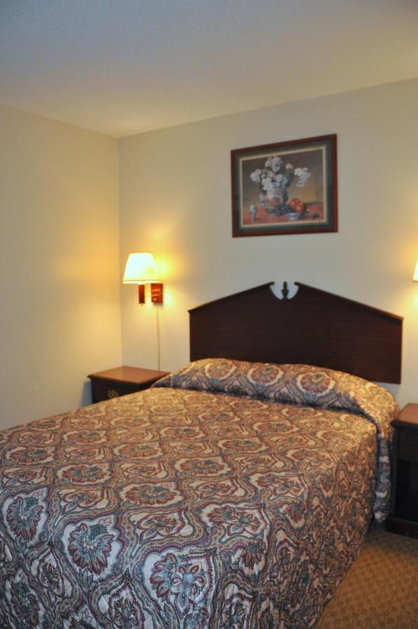 Merrimac Inn & Suites Williamsburg Extérieur photo
